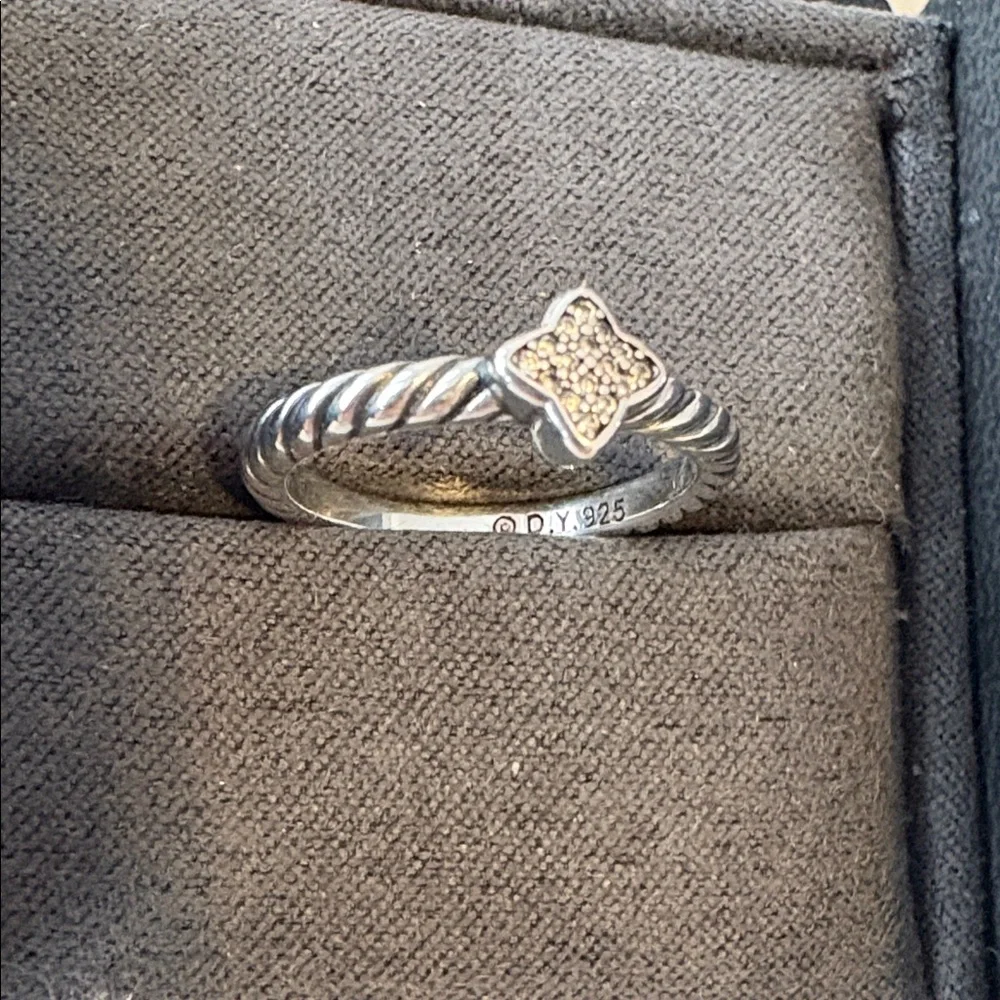 David Yurman ring Size.7 - Picture 3 of 4
